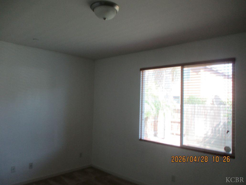692 Firenze St, Lemoore, CA 93245