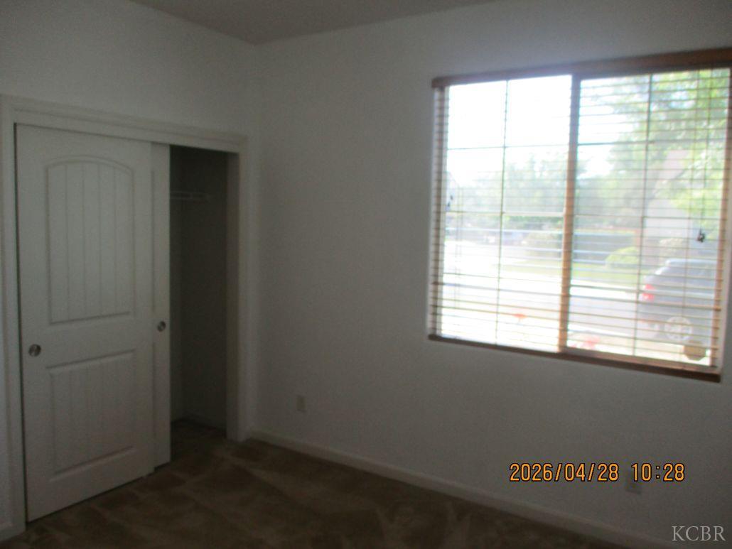 692 Firenze St, Lemoore, CA 93245