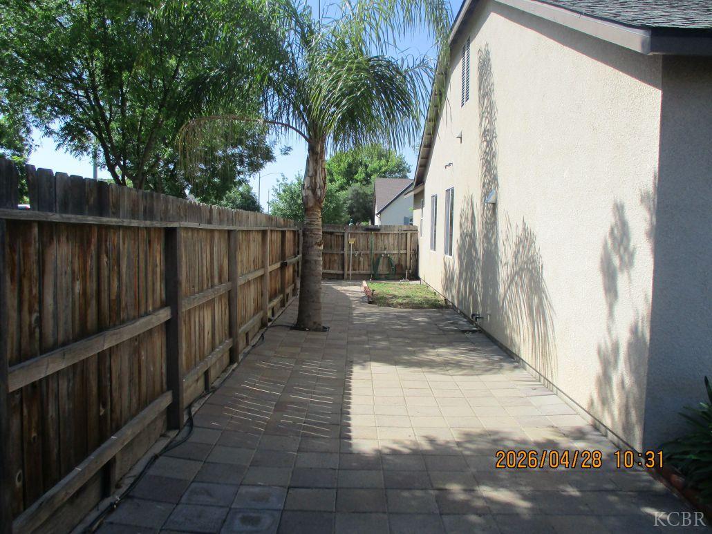 692 Firenze St, Lemoore, CA 93245