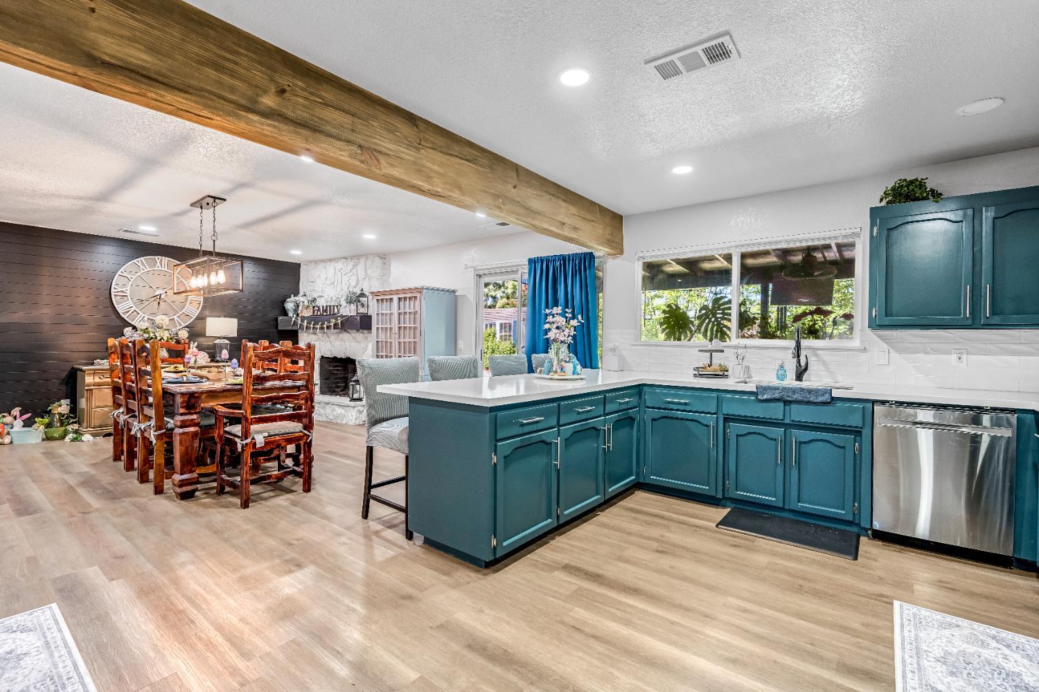 3444 W Coppola Ave, Visalia, CA 93277