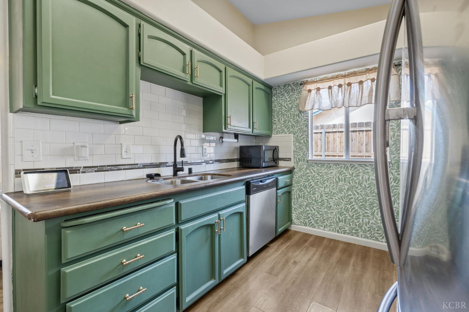 763 Balboa Ave, Lemoore, CA 93245