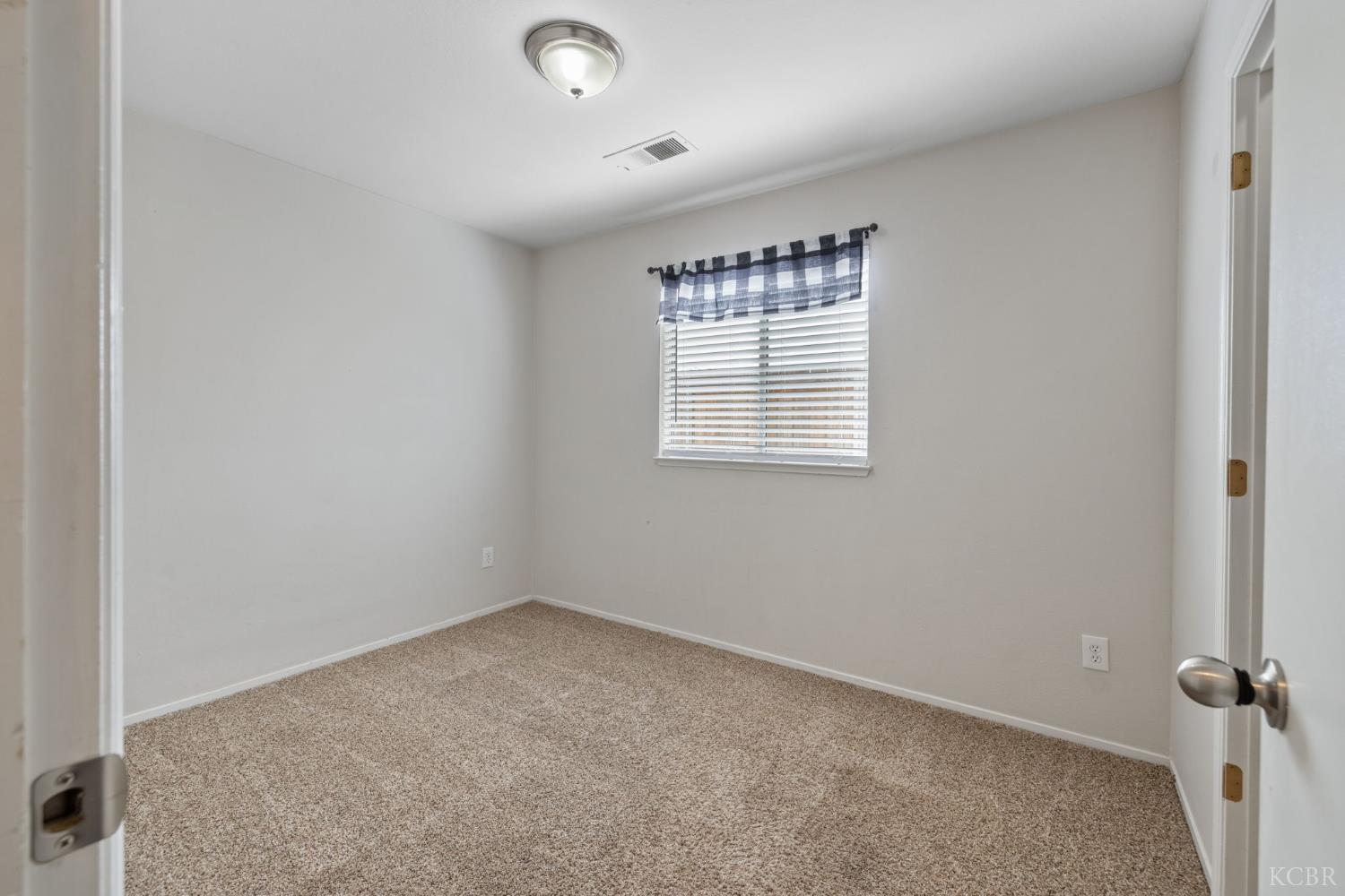 763 Balboa Ave, Lemoore, CA 93245