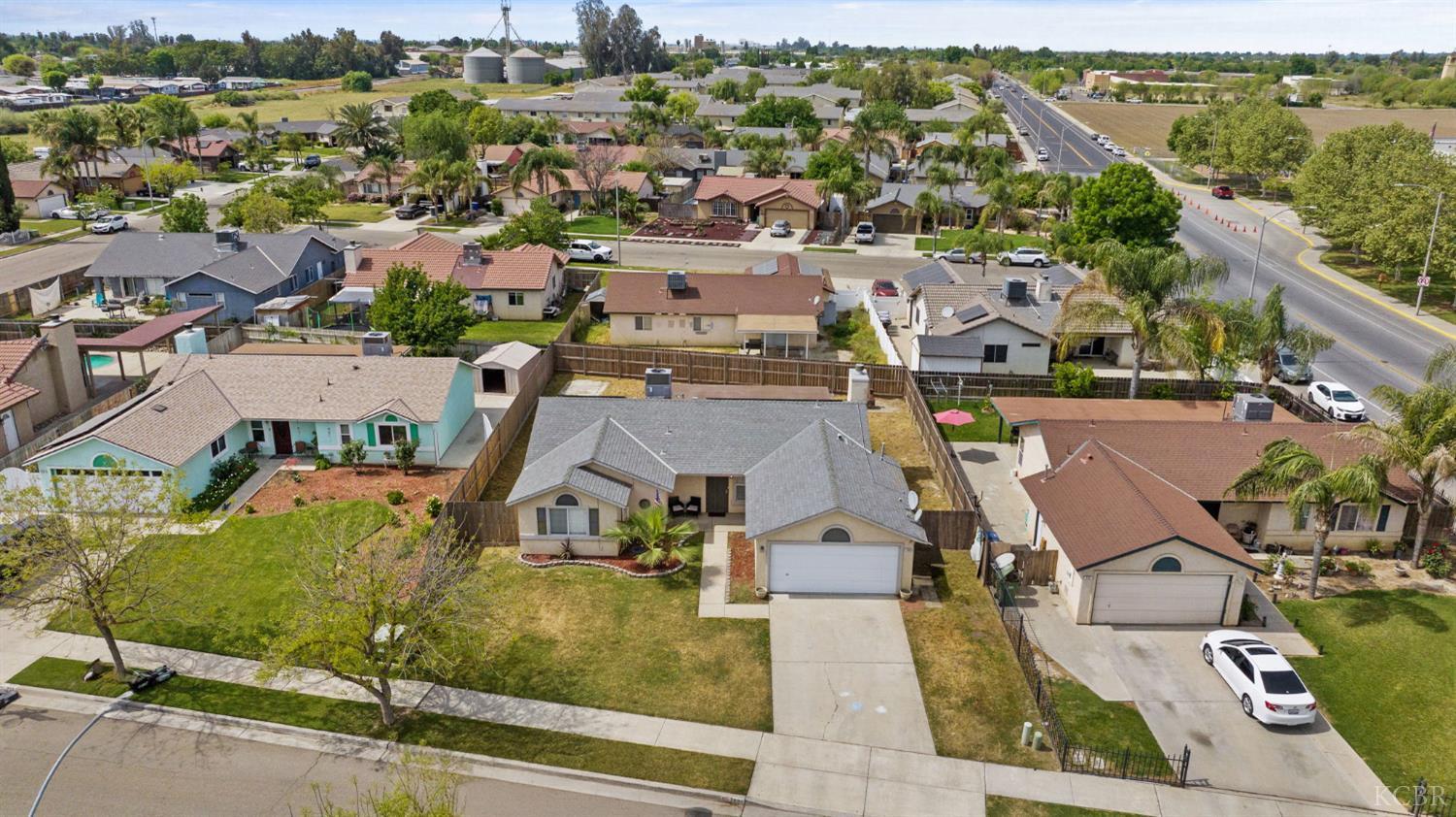763 Balboa Ave, Lemoore, CA 93245