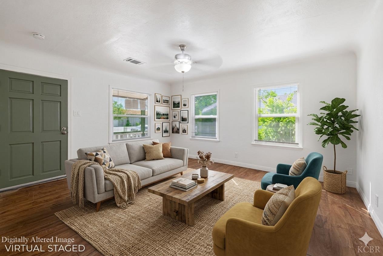 210 E Bush St, Lemoore, CA 93245