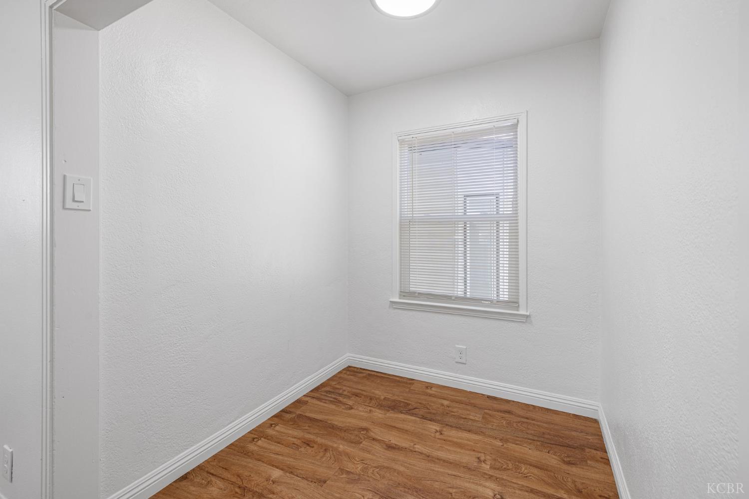 210 E Bush St, Lemoore, CA 93245