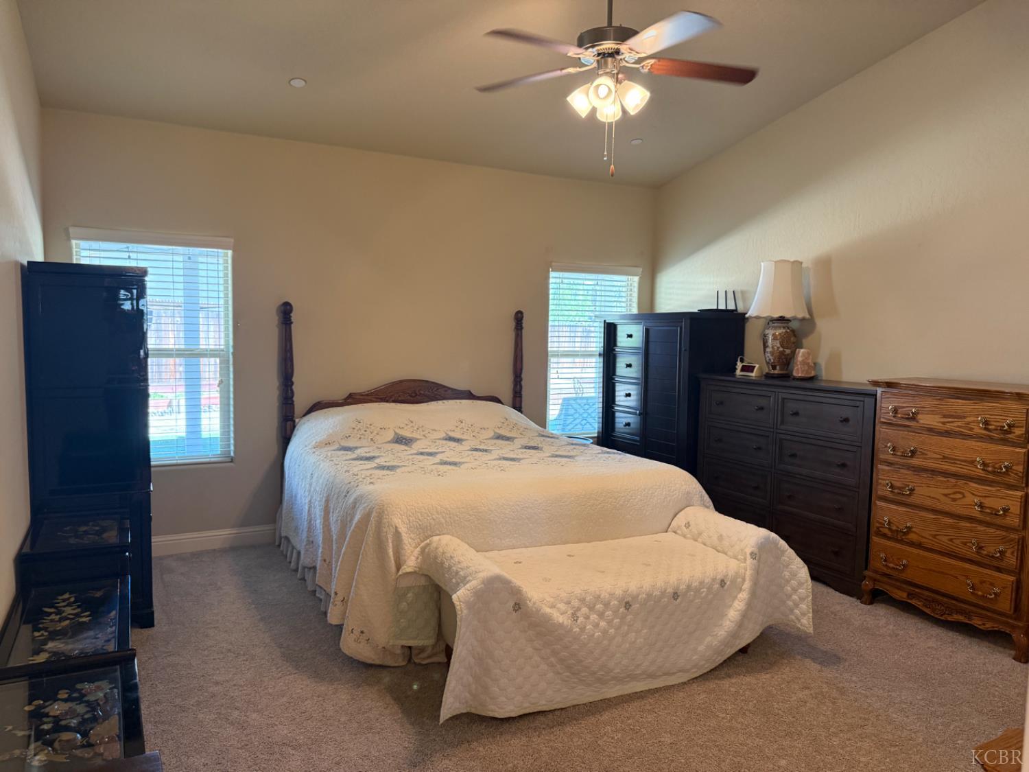 2003 W Hopkins Way, Hanford, CA 93230