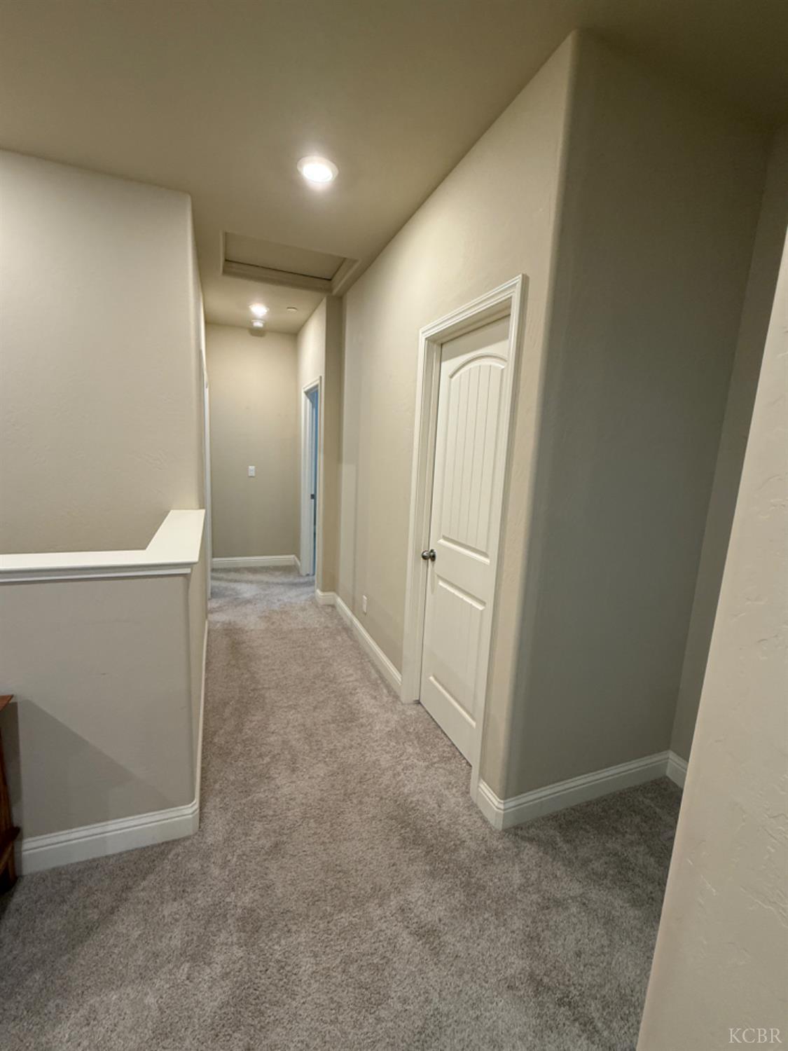 2003 W Hopkins Way, Hanford, CA 93230