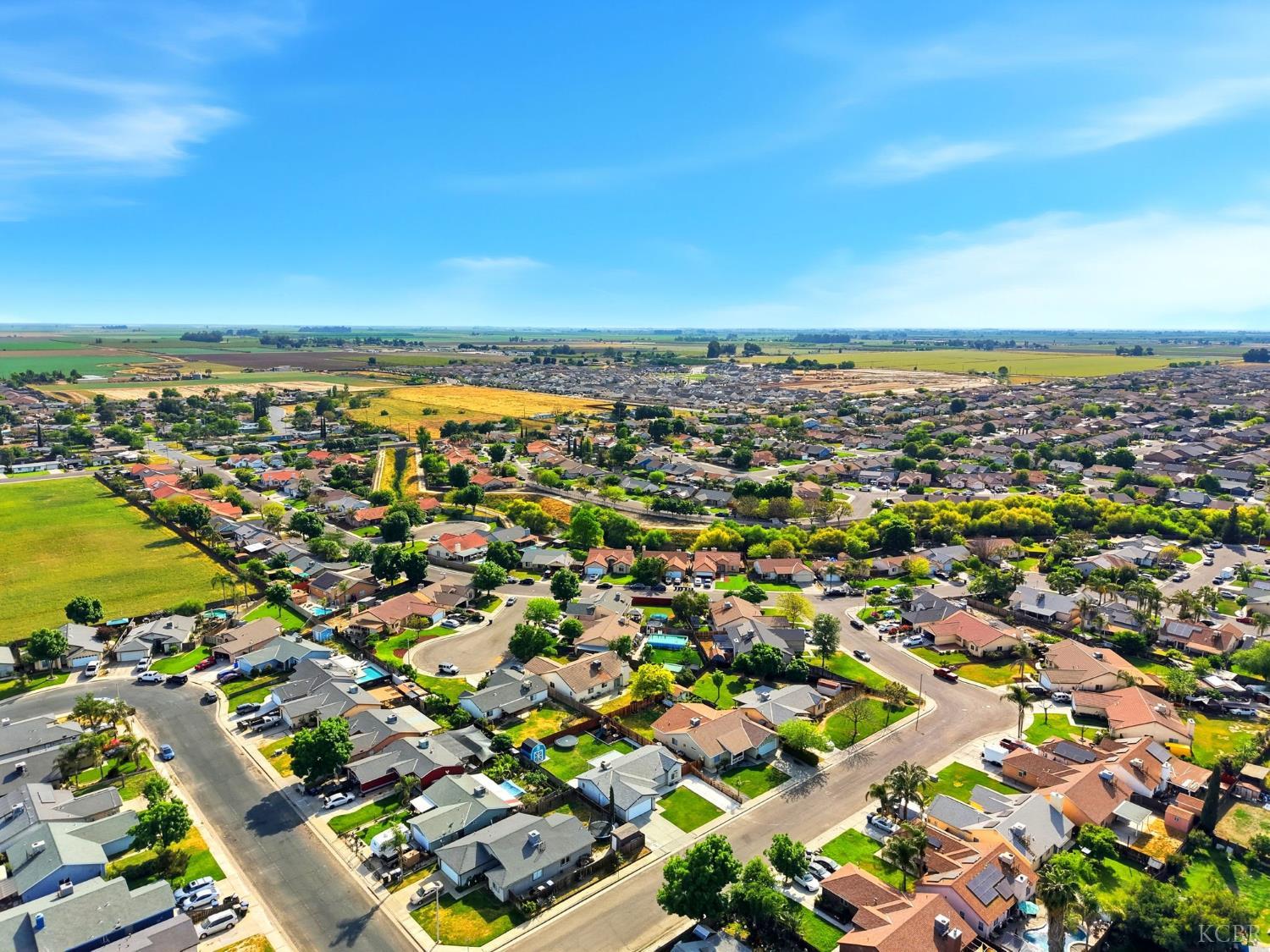 1003 Edison Dr, Hanford, CA 93230