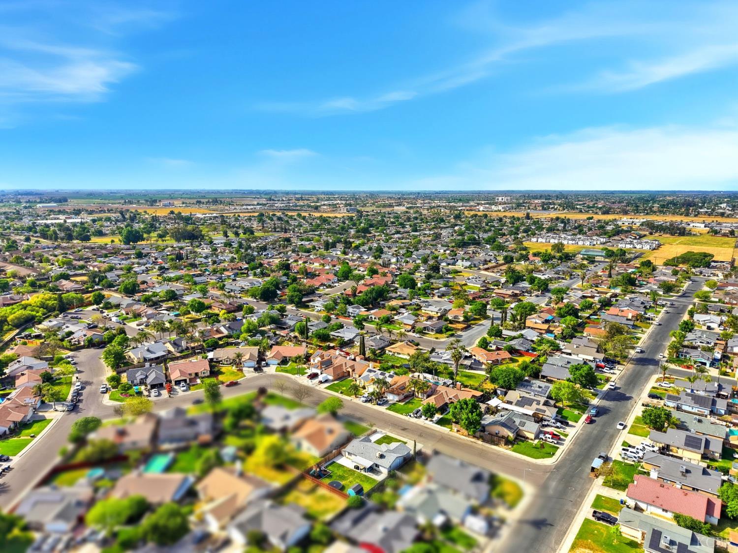 1003 Edison Dr, Hanford, CA 93230