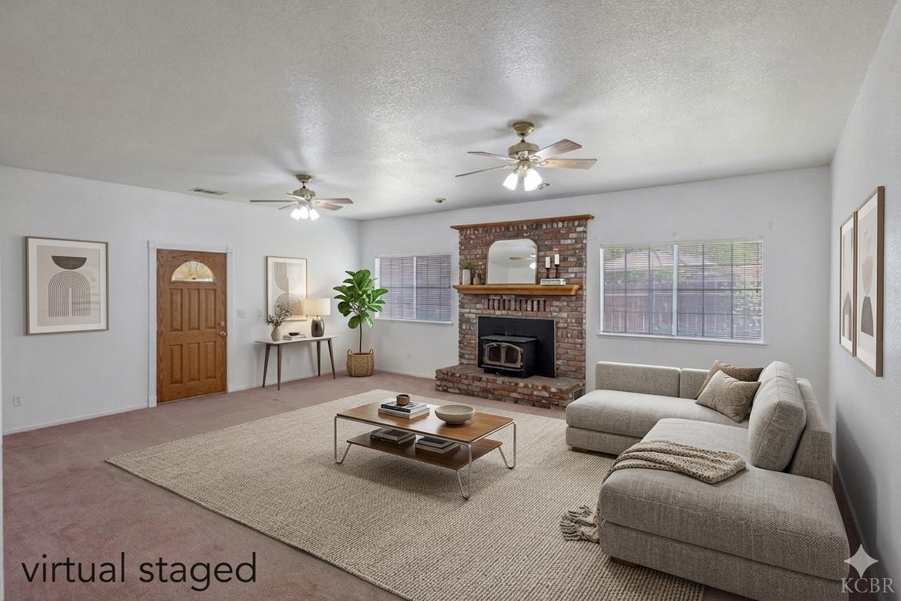 16808 W Palmer Ave, Huron, CA 93234