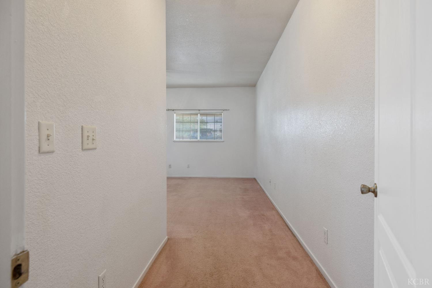 16808 W Palmer Ave, Huron, CA 93234