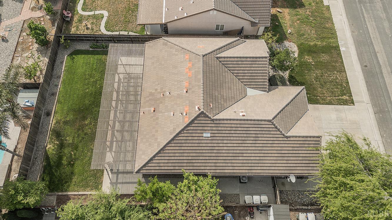 1847 W Heather Ln, Hanford, CA 93230