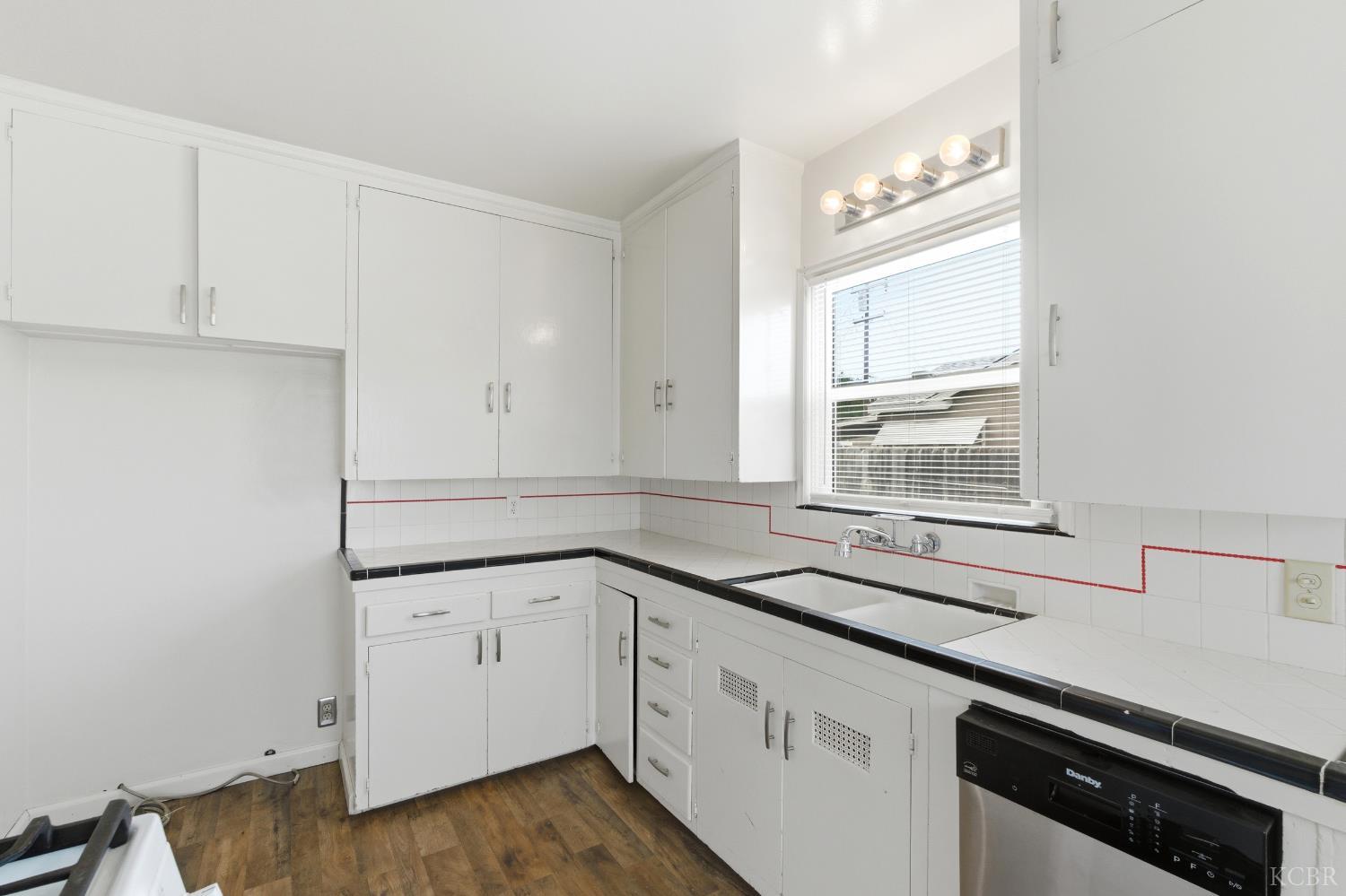 142 W Bush, Lemoore, CA 93245