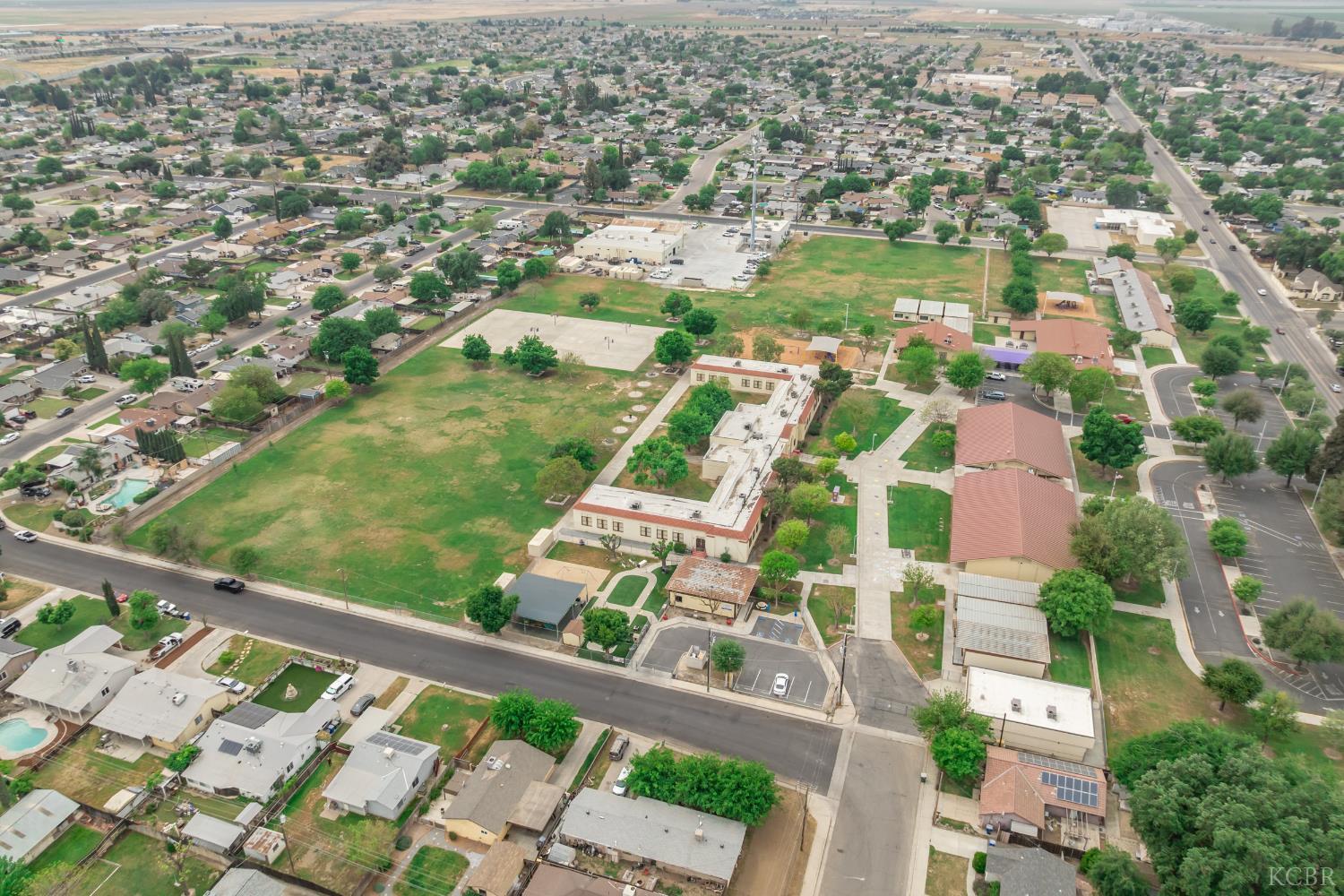 142 W Bush, Lemoore, CA 93245