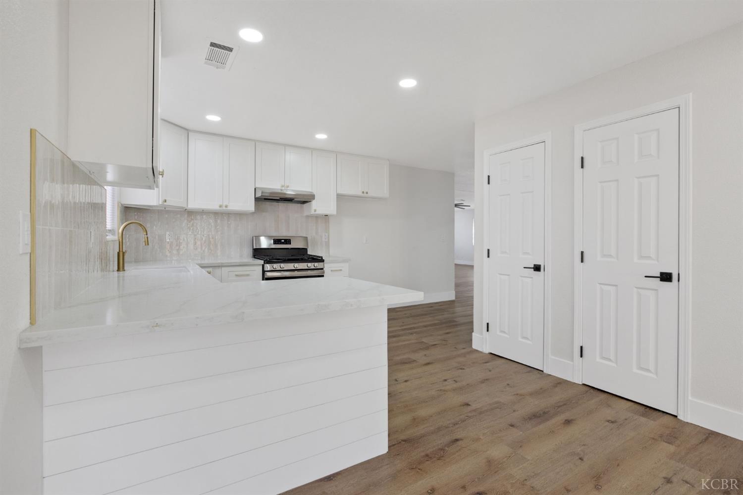 2113 Garvey Ave, Corcoran, CA 93212