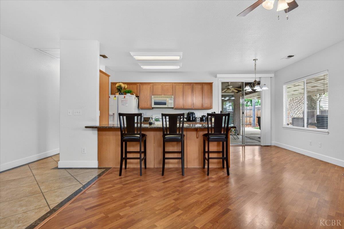 795 Northstar Dr, Hanford, CA 93230