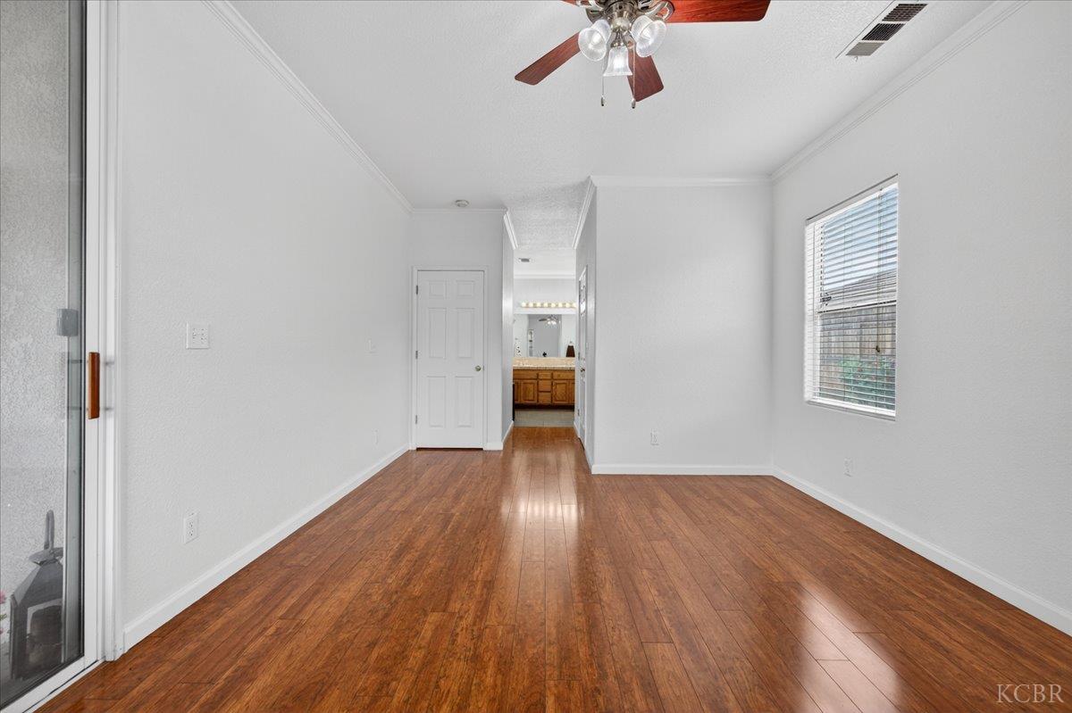 795 Northstar Dr, Hanford, CA 93230