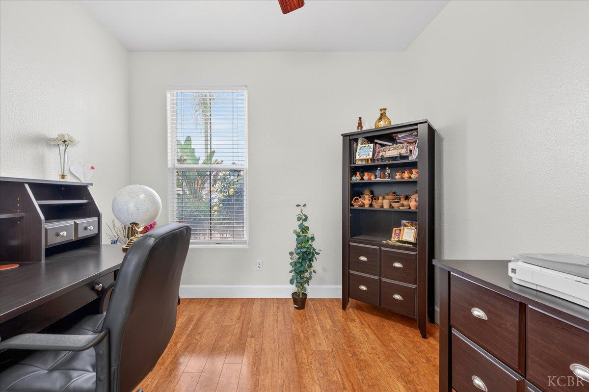 795 Northstar Dr, Hanford, CA 93230