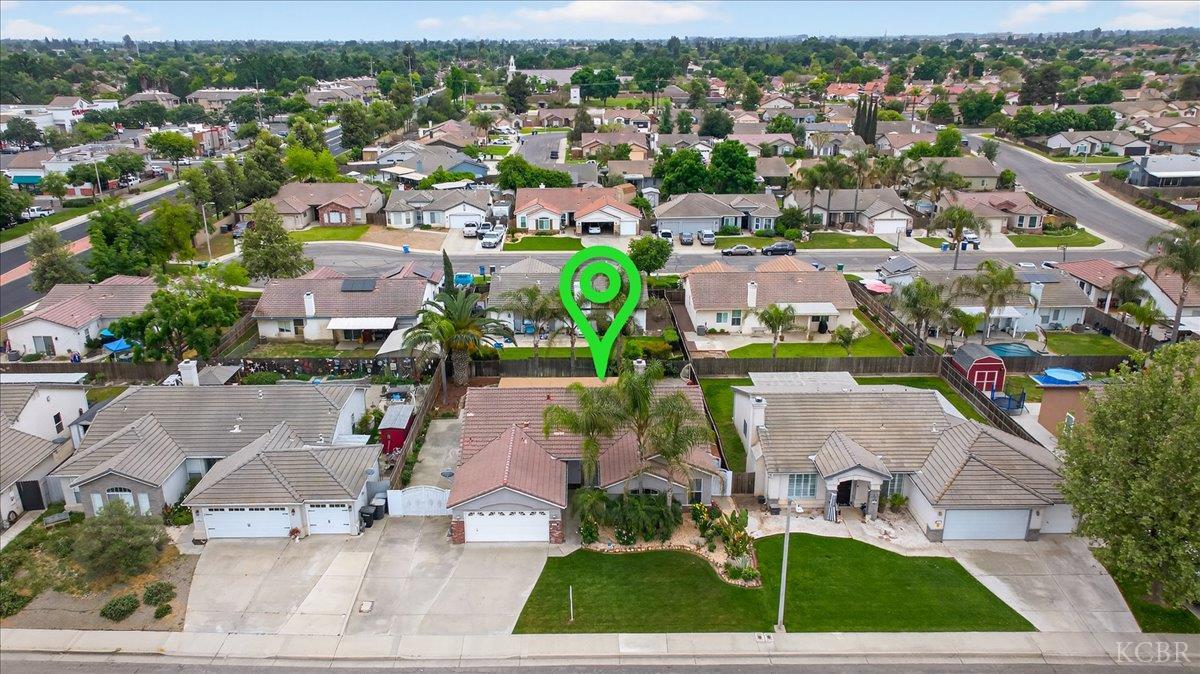 795 Northstar Dr, Hanford, CA 93230
