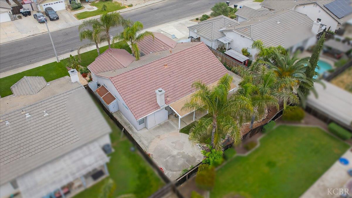 795 Northstar Dr, Hanford, CA 93230