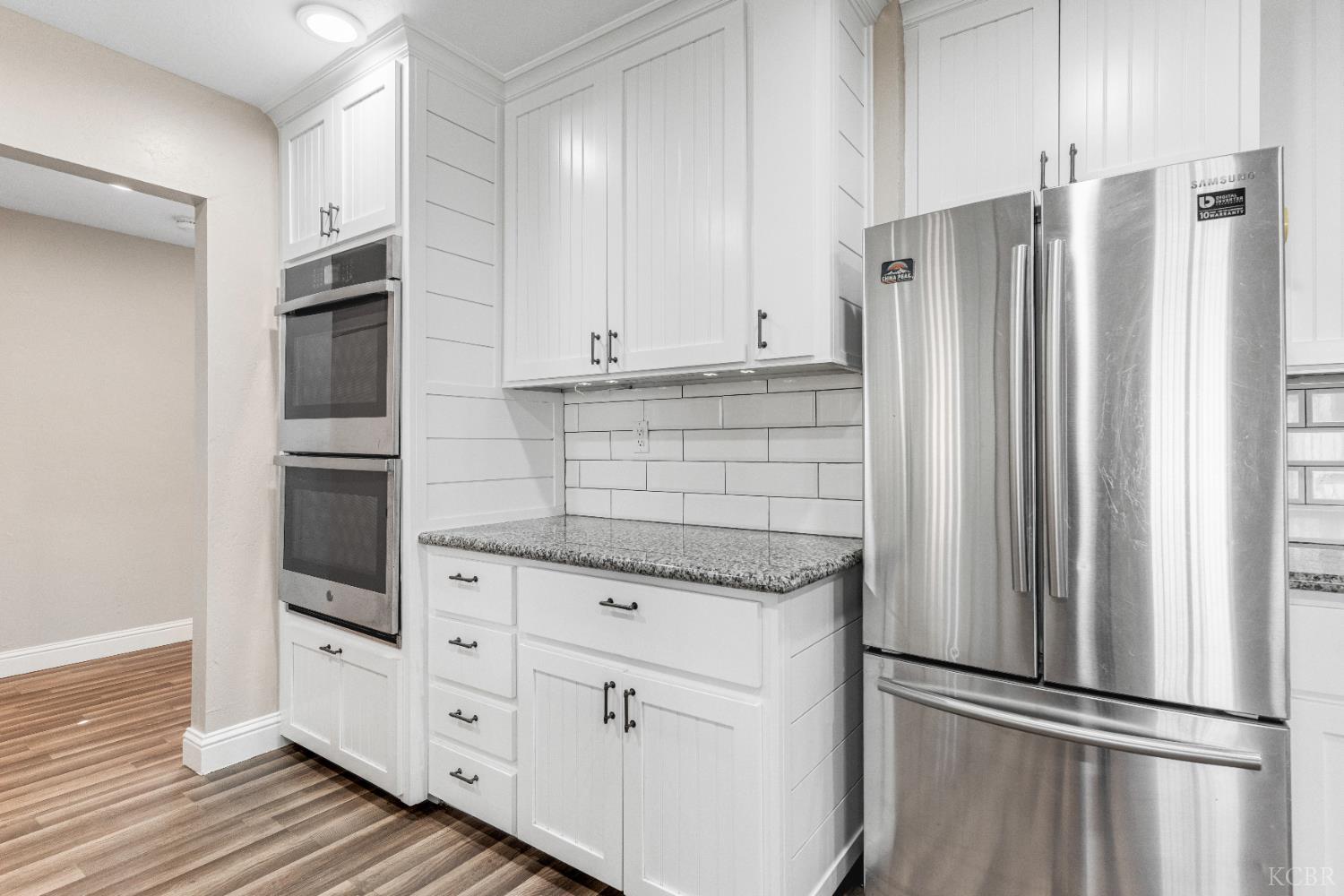 343 Walnut St, Lemoore, CA 93245