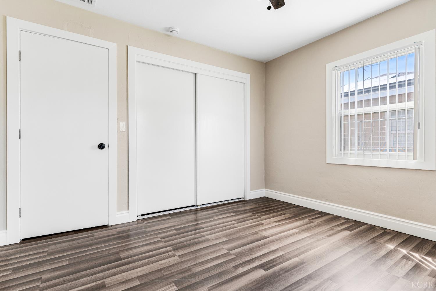 343 Walnut St, Lemoore, CA 93245