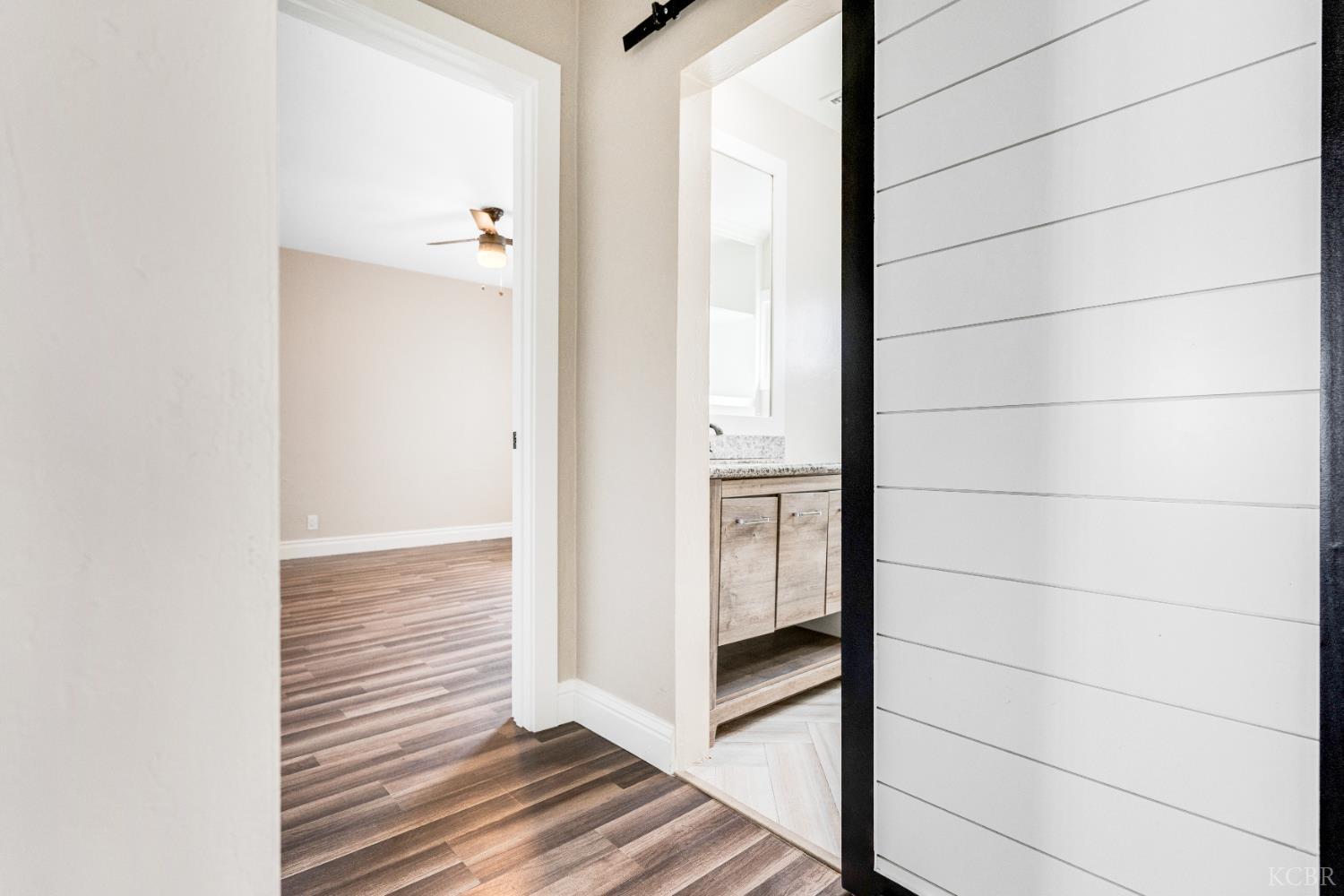 343 Walnut St, Lemoore, CA 93245