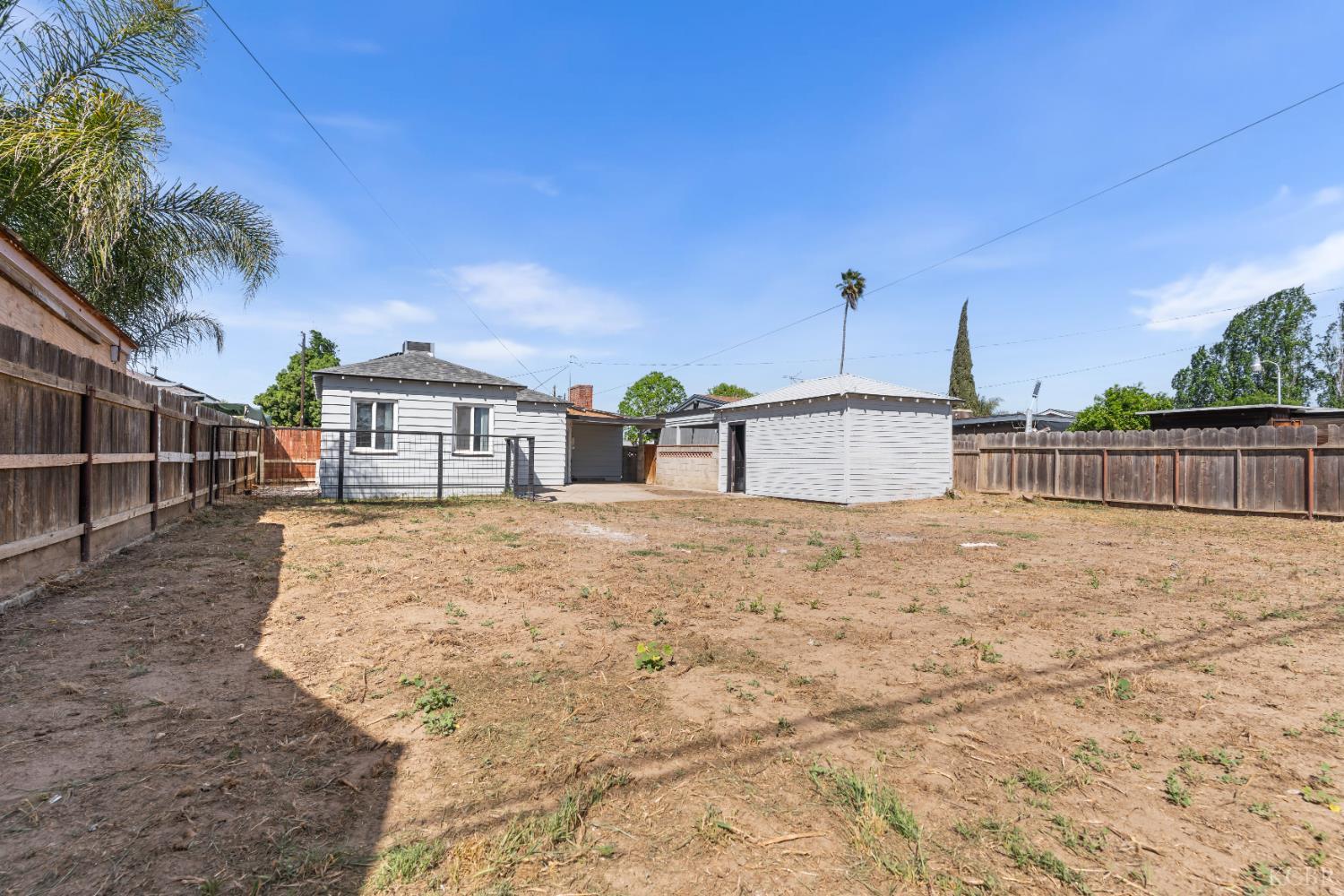 343 Walnut St, Lemoore, CA 93245