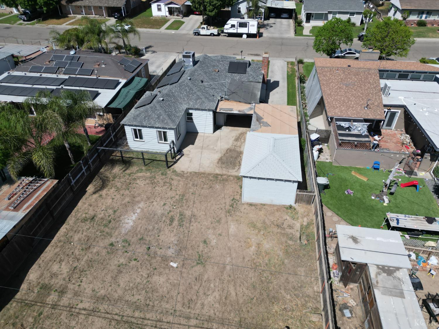 343 Walnut St, Lemoore, CA 93245