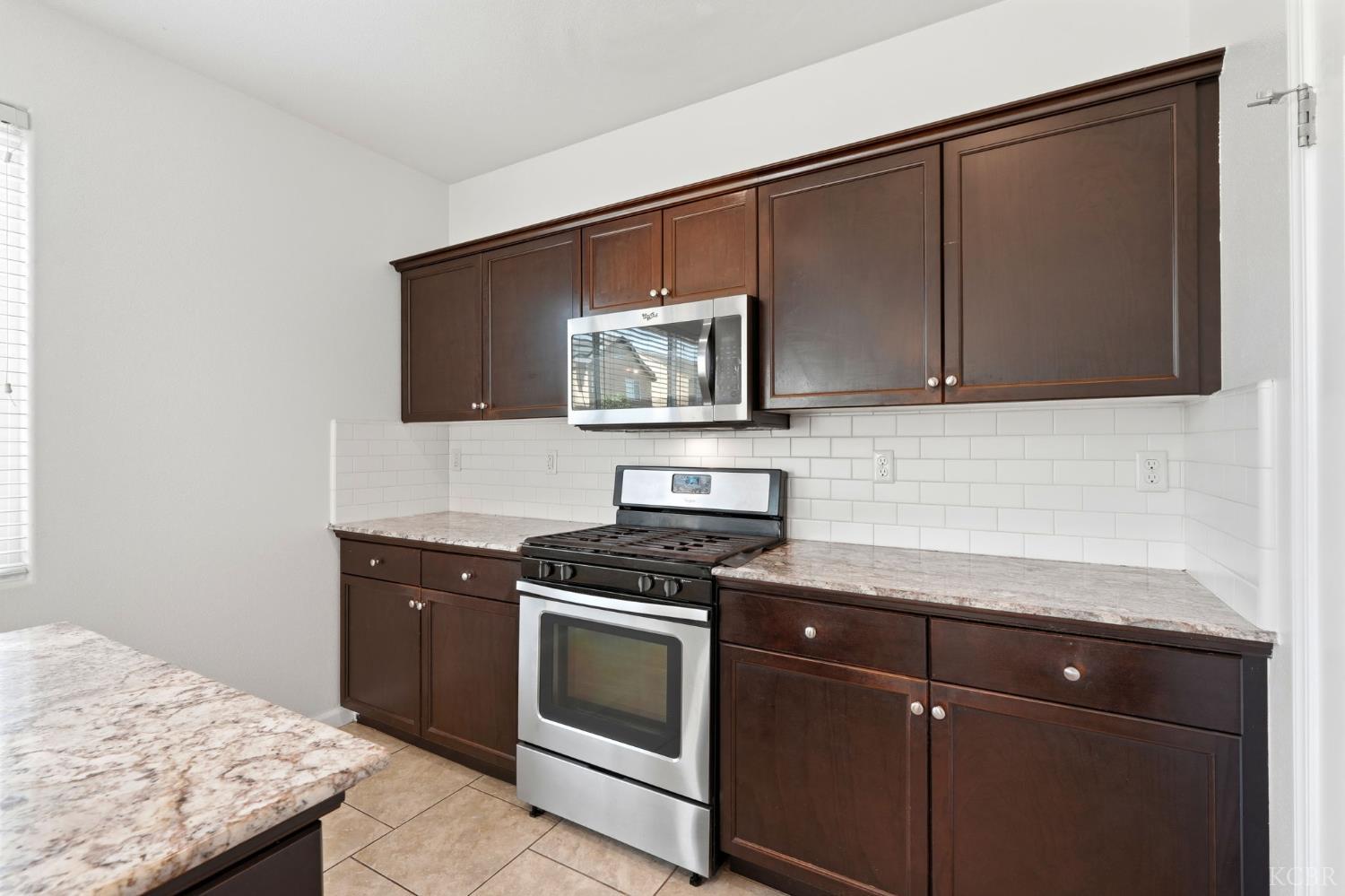 555 Portola St, Lemoore, CA 93245