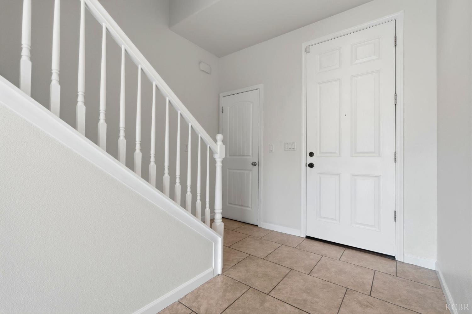 555 Portola St, Lemoore, CA 93245