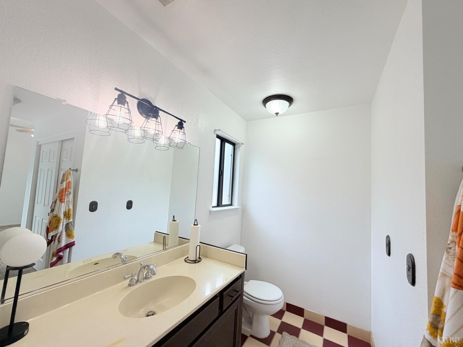 1708 Saltbrush Ave, Coalinga, CA 93210