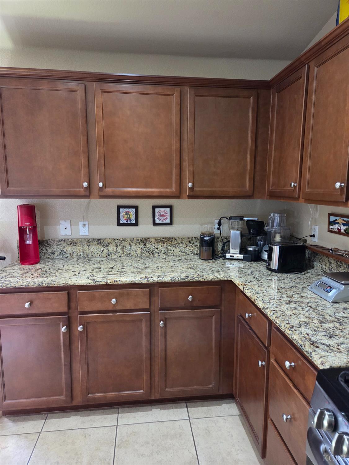 1545 National Dr, Lemoore, CA 93245