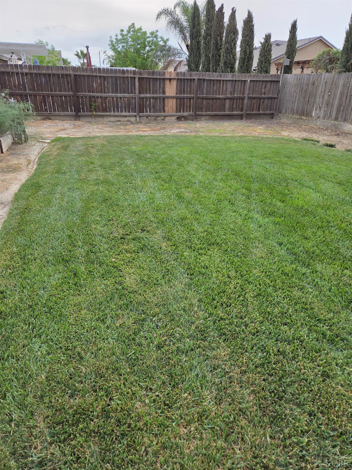 1545 National Dr, Lemoore, CA 93245