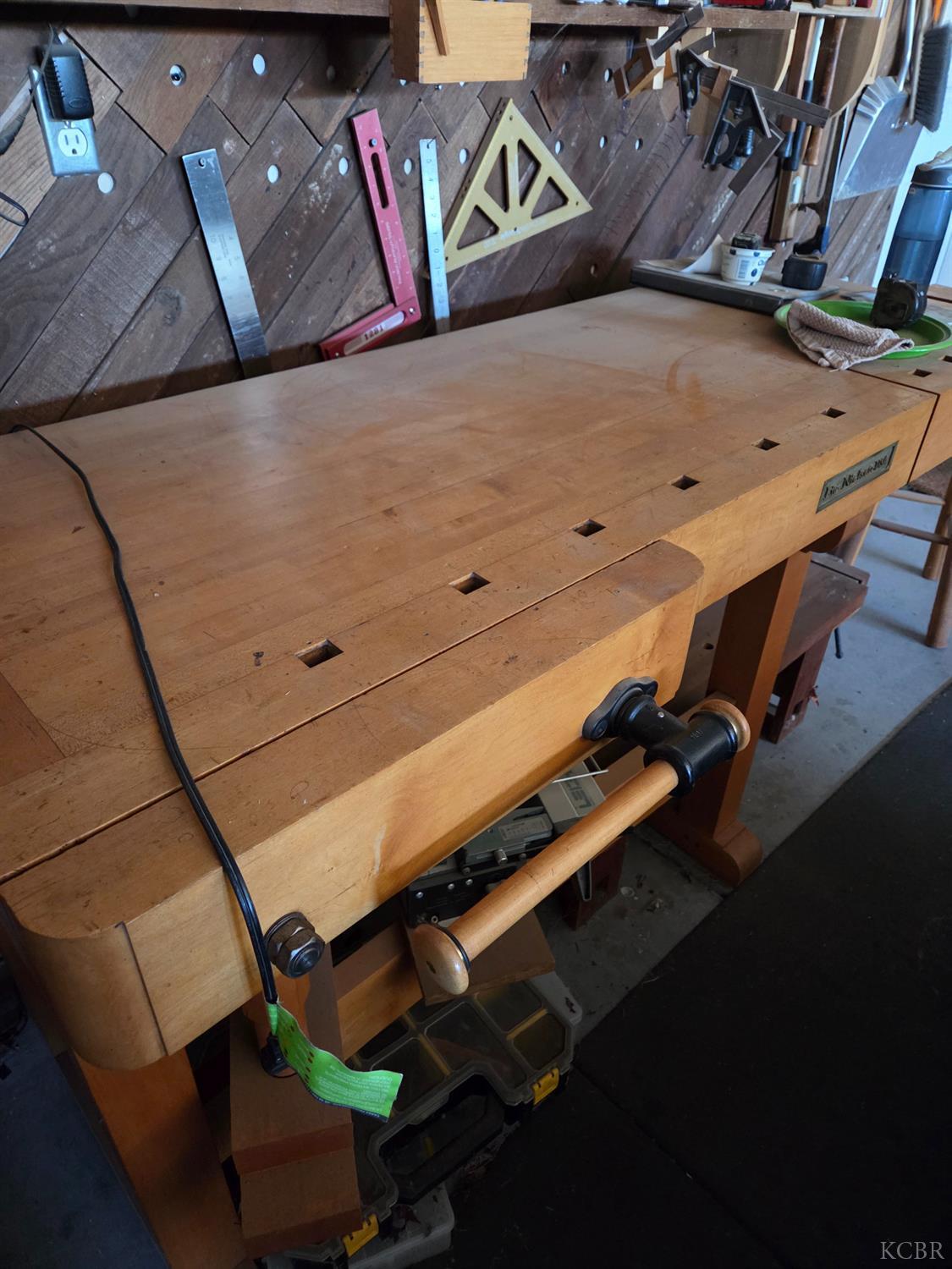 1545 National Dr, Lemoore, CA 93245