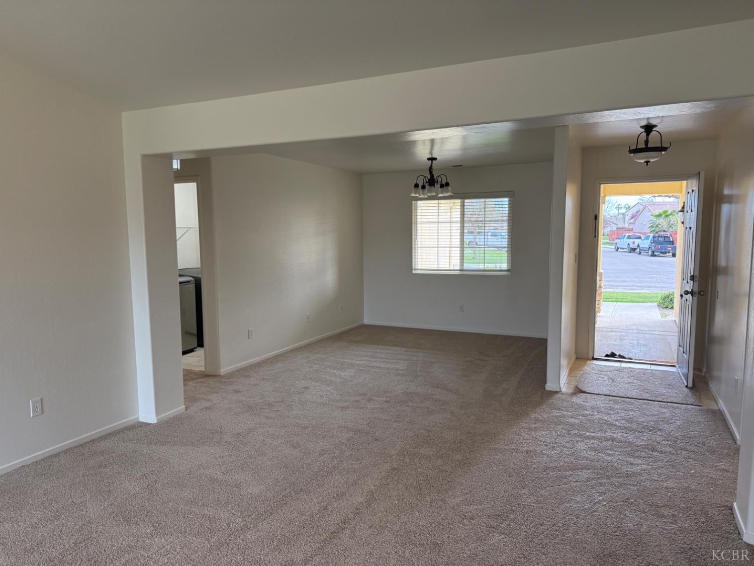 2020 W Bristol, Hanford, CA 93230