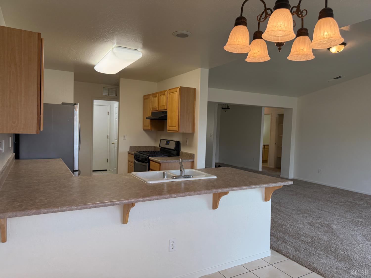 2020 W Bristol, Hanford, CA 93230
