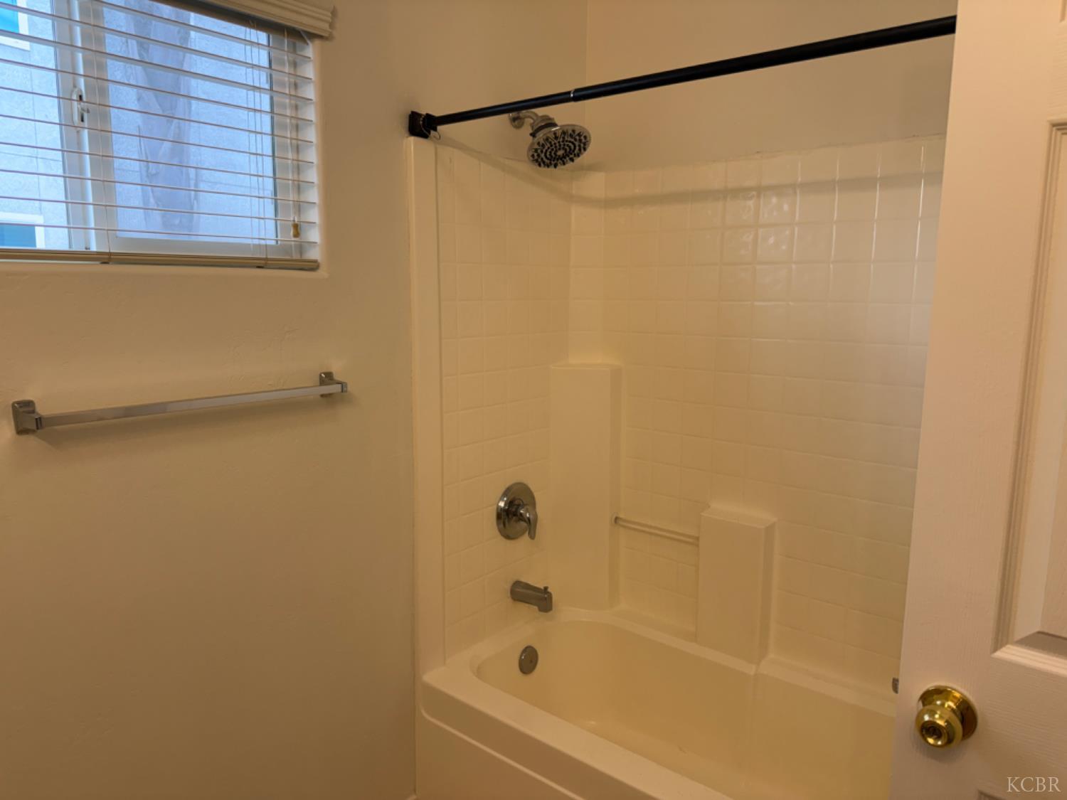 2020 W Bristol, Hanford, CA 93230