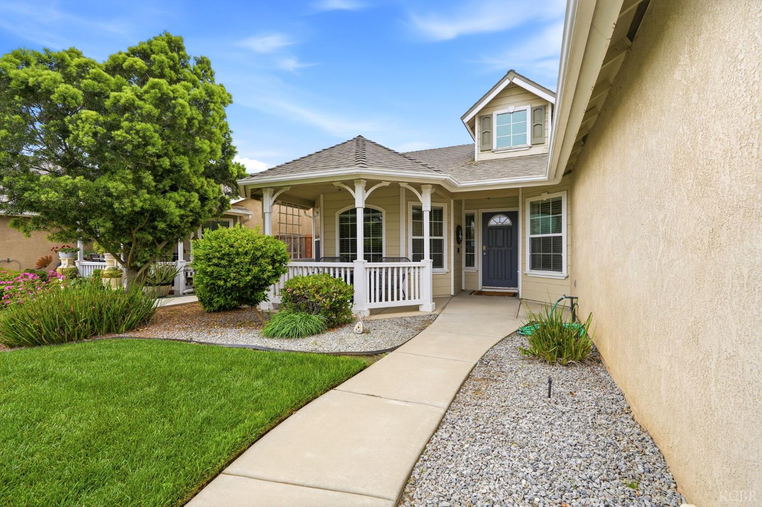 1155 W Julia Way, Hanford, CA 93230