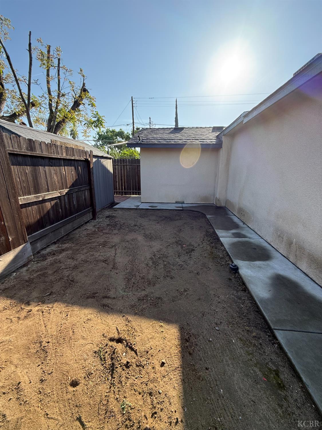 1463 Rowell, Fresno, CA 93703