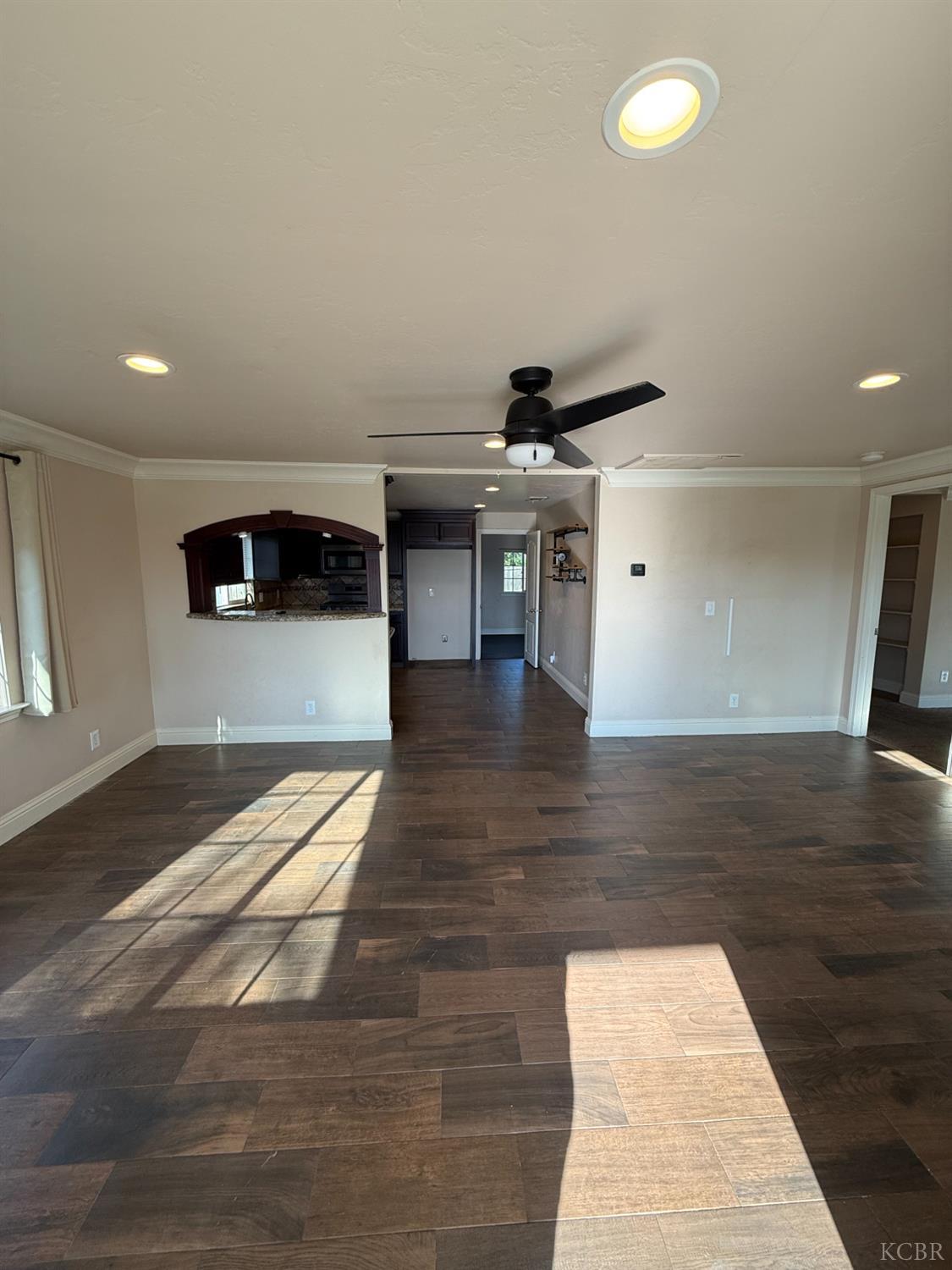 1463 Rowell, Fresno, CA 93703