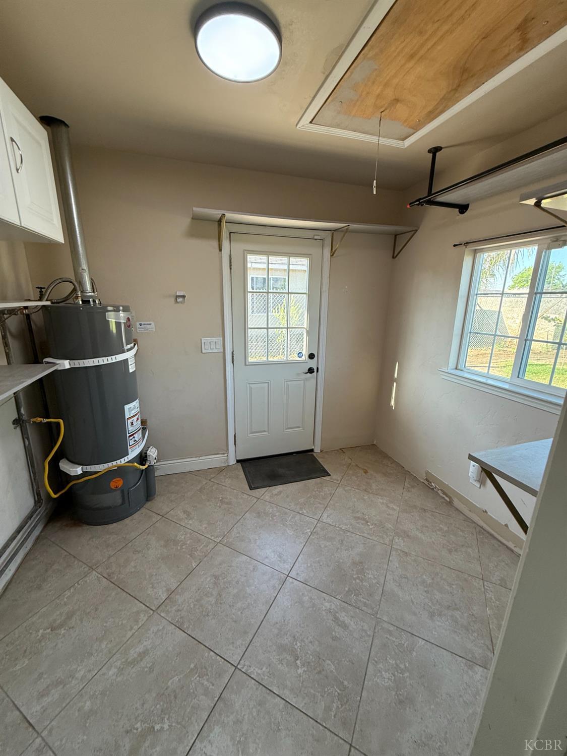 1463 Rowell, Fresno, CA 93703