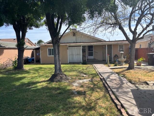 10846 Jensen St, Armona, CA 93202