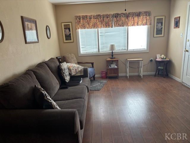 10846 Jensen St, Armona, CA 93202