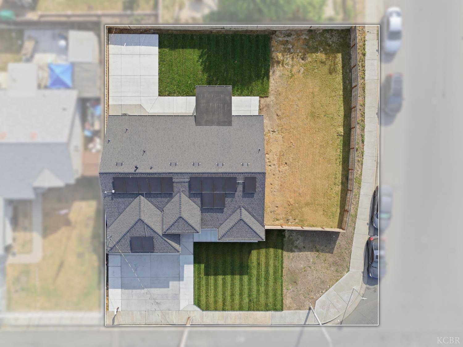 775 Kimball Ln, Hanford, CA 93230