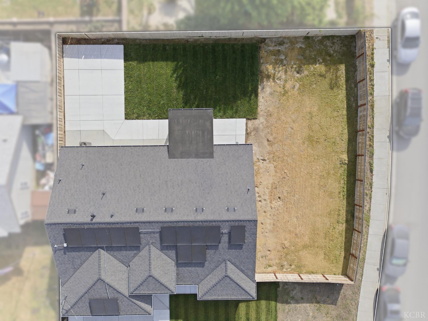 775 Kimball Ln, Hanford, CA 93230