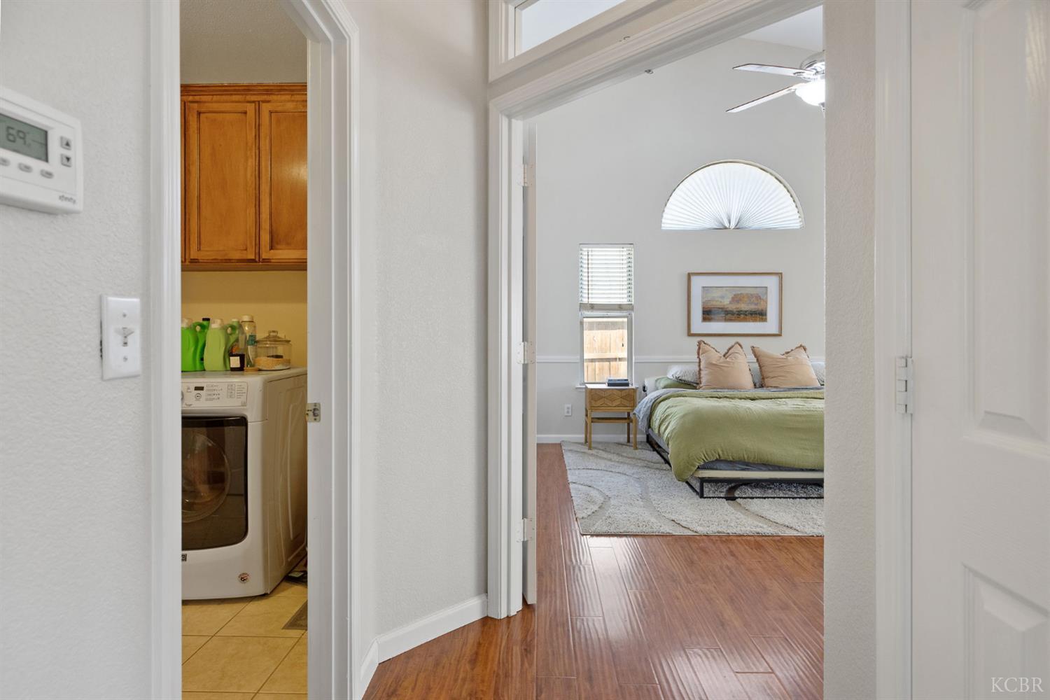 1007 W Saffron St, Hanford, CA 93230