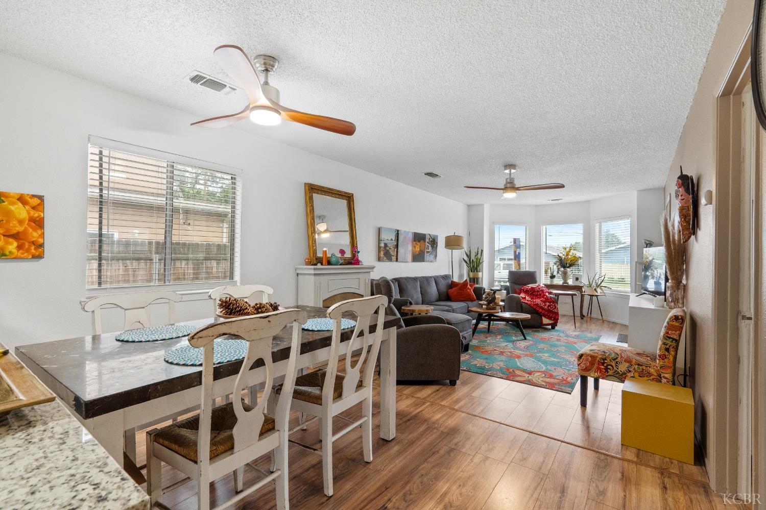 300 E Ivy St, Hanford, CA 93230