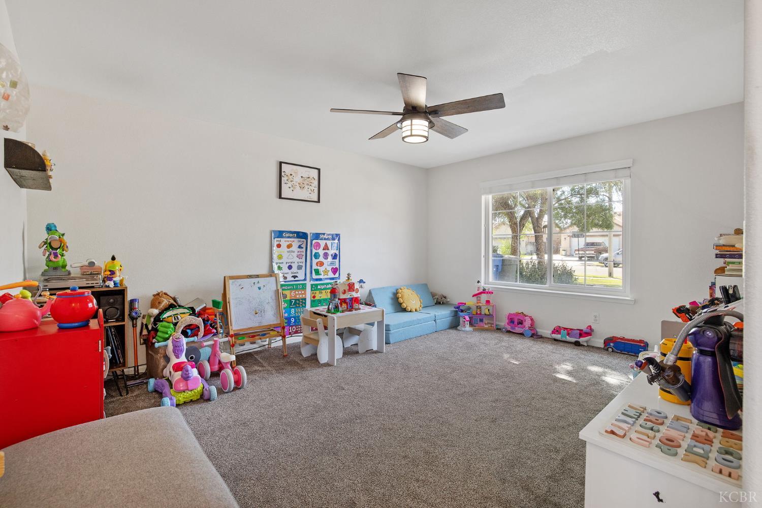 644 Contenta Ct, Lemoore, CA 93245