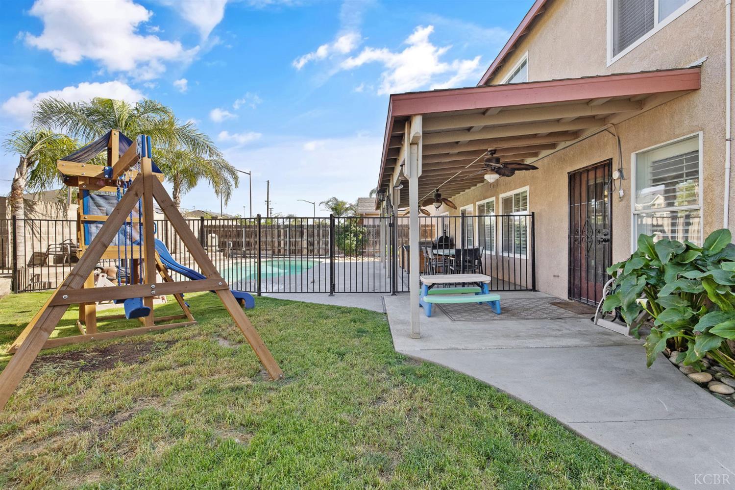 644 Contenta Ct, Lemoore, CA 93245